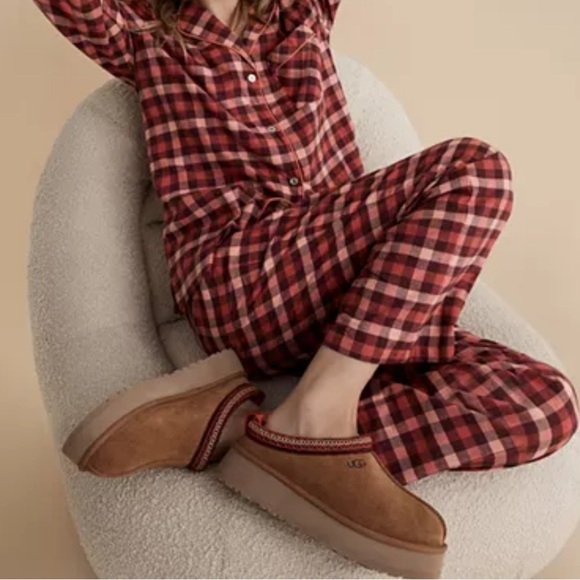 Ugg- Tan Suede Tazz Platform Slide on Slipper Shoes - Picture 2 of 13